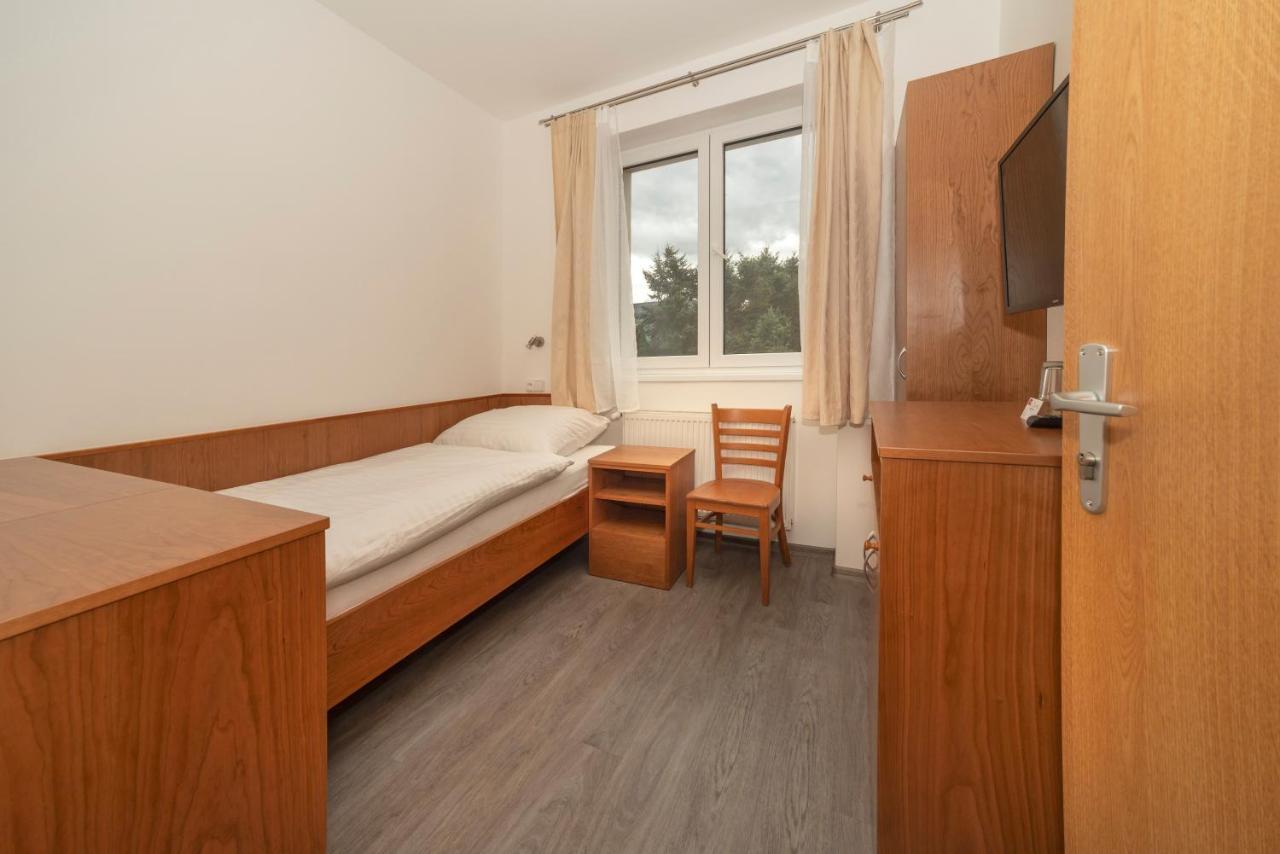 Hotel Pansky Dum Blovice Bagian luar foto