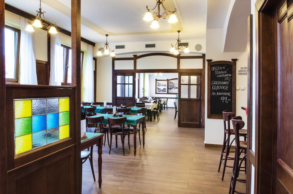 Hotel Pansky Dum Blovice Bagian luar foto